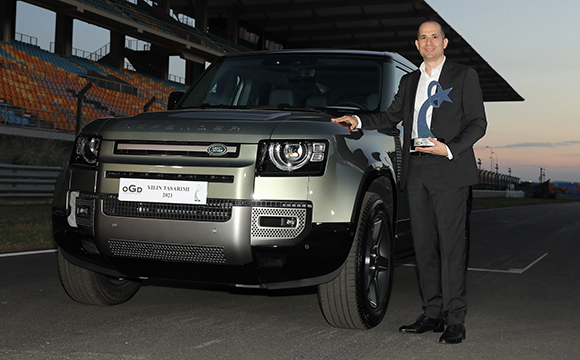 Land Rover Defender'a 