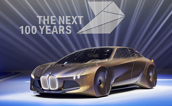 BMW'den 100'üncü yılına özel konsept!