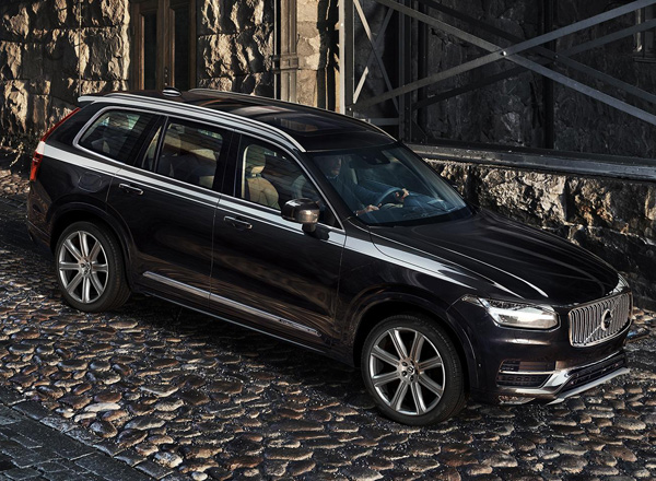 VOLVO XC90 (2015)