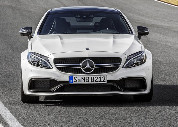 MERCEDES-BENZ C63 AMG COUPE