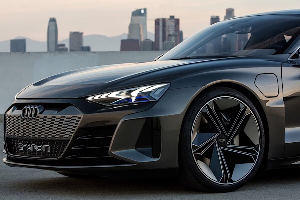 AUDI E-TRON GT CONCEPT