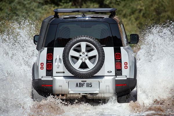 LAND ROVER DEFENDER