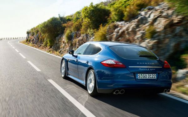 PORSCHE PANAMERA S HYBRID