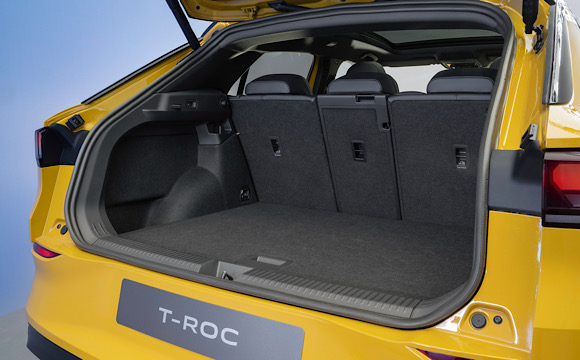 VOLKSWAGEN T-ROC (2025)