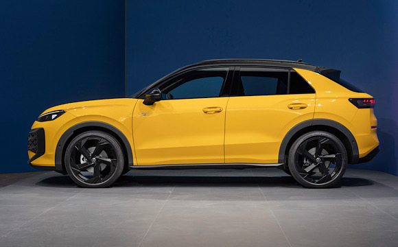 VOLKSWAGEN T-ROC (2025)
