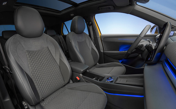 VOLKSWAGEN T-ROC (2025)