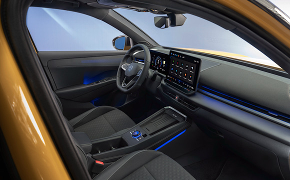 VOLKSWAGEN T-ROC (2025)