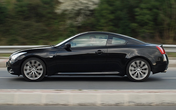 INFINITI G37 S COUPE