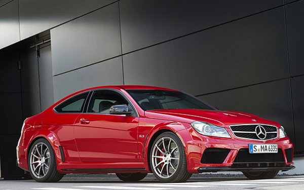 MERCEDES C63 AMG COUPE B.S.