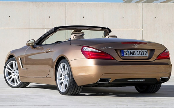 MERCEDES-BENZ SL (2013)