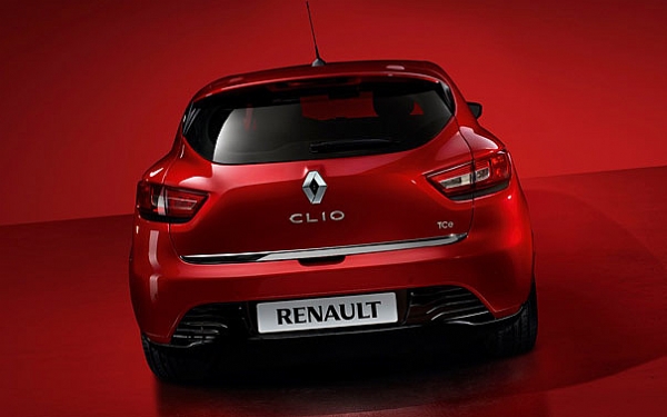 RENAULT CLIO (2013)