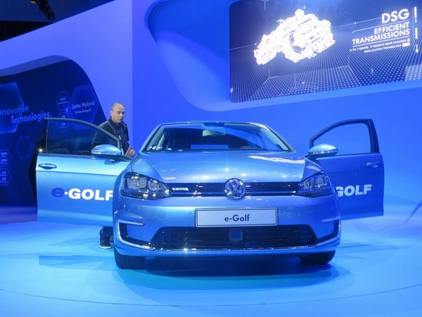 VW E-GOLF