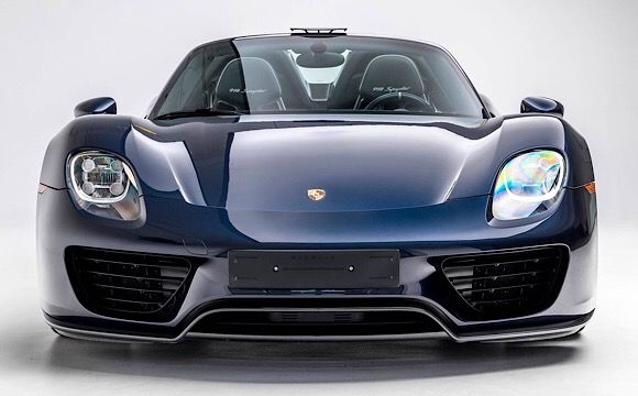 Porsche, 918 Spyder'ları geri çağırıyor...