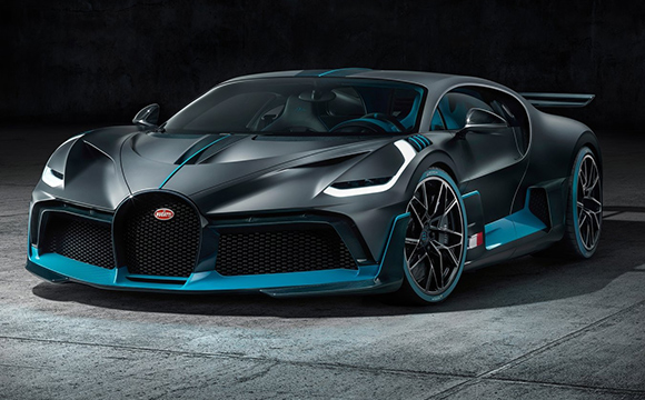 Bugatti'nin yeni şaheseri Divo tanıtıldı