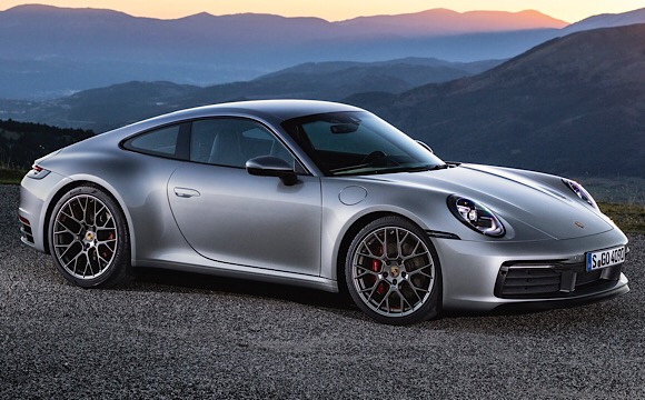 Yeni Porsche 911 gün ışığına çıktı...
