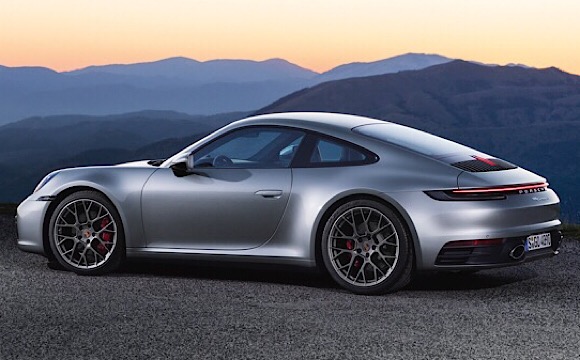 Porsche 911 gelecekte elektriklenecek!
