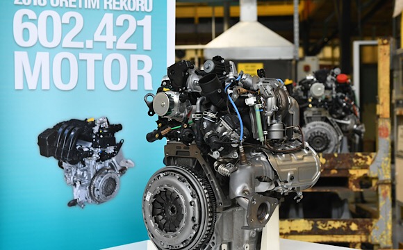 Oyak Renault'dan motor üretim rekoru...