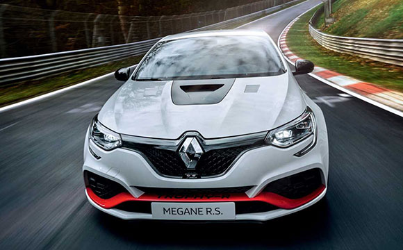 Renault Megane R.S. unvanı geri aldı