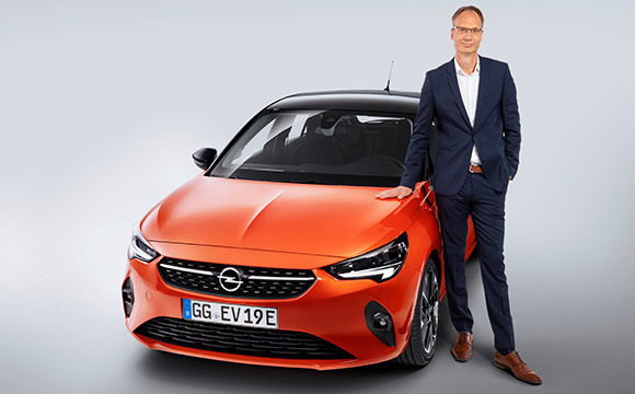 Opel CEO'suna 'MANBEST 2019' ödülü