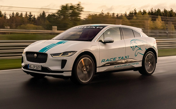 Jaguar I-PACE ile Nürburgring'de 'Taksi Sürüşü'