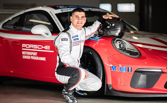 Ayhancan Porsche'nin genç sürücüsü seçildi