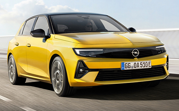 Yeni Opel Astra'nın örtüsü kalktı