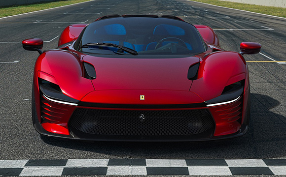 Ferrari Daytona SP3'e güzellik ödülü