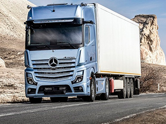 Mercedes-Benz Türk ihracatta hız kesmedi
