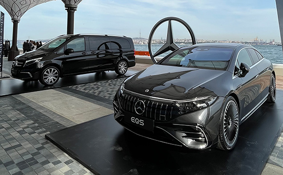 Mercedes-Benz yeni satış modelini hayata geçiriyor