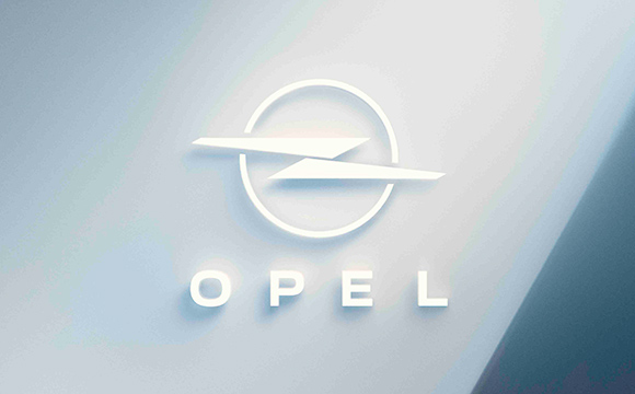 Opel, yeni “Şimşek” logosunu tanıttı