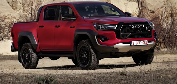 Toyota Hilux GR SPORT satışa sunuldu