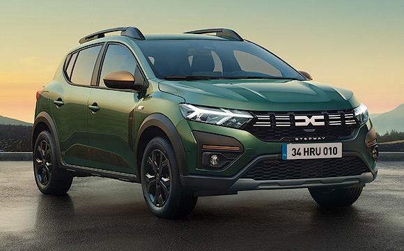 Sandero Stepway Ağustos!ta zirveye yerleşti