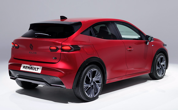 Clio hiç bu kadar iddialı olmamıştı