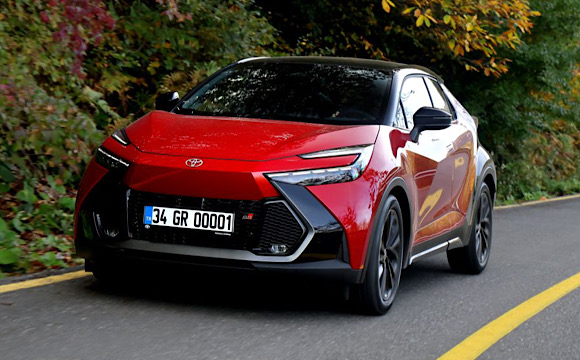 Toyota C-HR'a GR SPORT dokunuşu