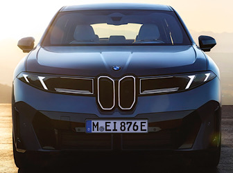 BMW iX3 ve M5 Touring'e “Altın Direksiyon” ödülü