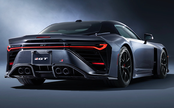 Toyota, iki yeni GR spor otomobilini tanıttı