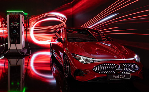 Mercedes-Benz kendi şarj ağını kuruyor