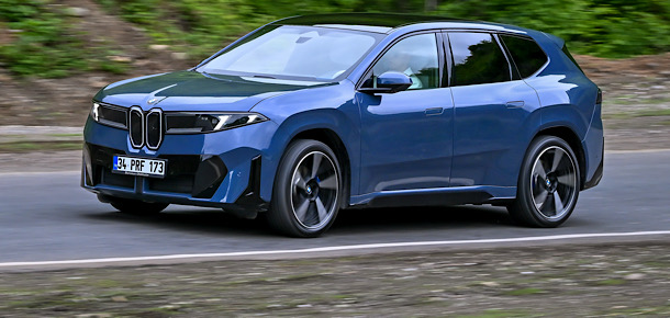 Yeni BMW iX3 Türkiye yollarında...