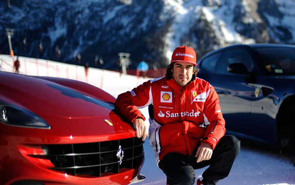 Alonso'nun hediyesi Ferrari FF
