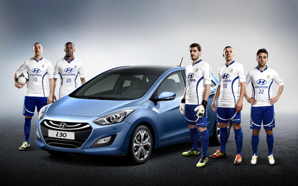 Yıldız futbolcular Hyundai takımında