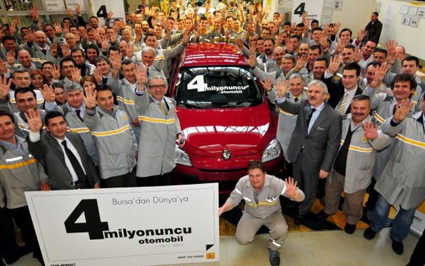 Oyak Renault'dan 4 milyonuncu otomobil