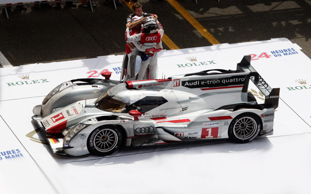Le Mans'da zafer Audi'nin...