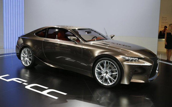 Lexus'un LF-CC konsepti üretime geçiyor