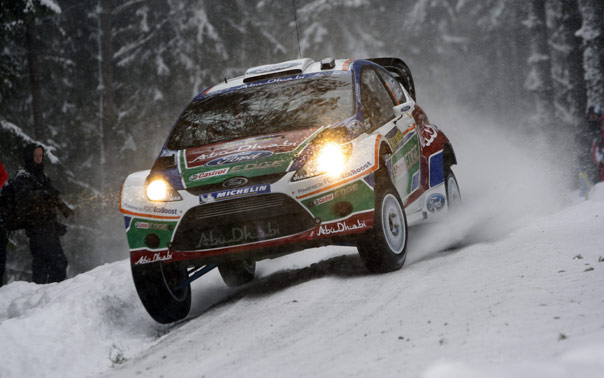 WRC'de ilk zafer Hirvonen'in