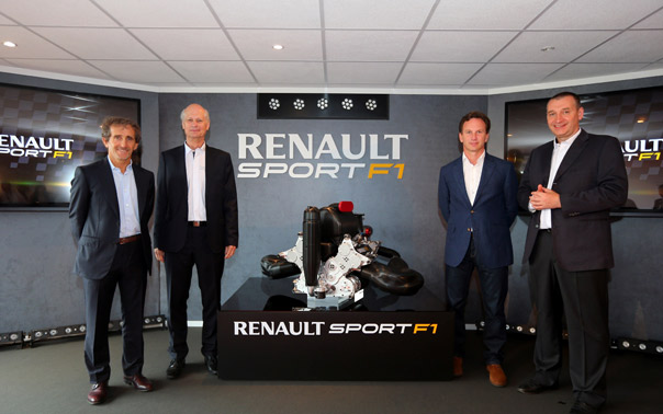 Renault 1.6 litrelik  F1 motorunu tanıttı