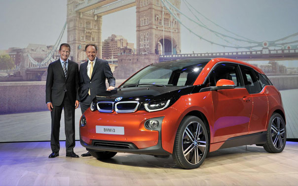 BMW i3'ün üretim versiyonu tanıtıldı...