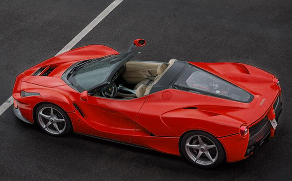 Ferrari LaFerrari Spider önümüzdeki yıl gelebilir