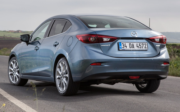 Test: Mazda3 Sedan