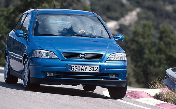 Opel, OPC’nin 15. yıl dönümünü kutluyor