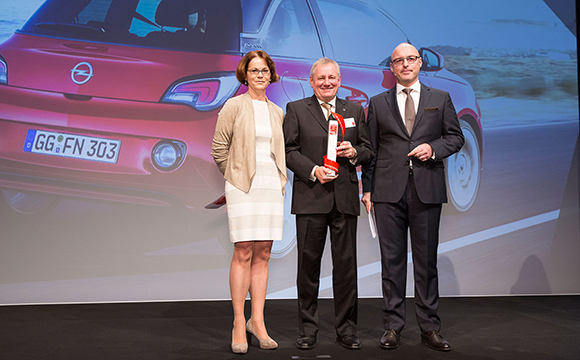 Opel, yeni yıla ödül ile başladı